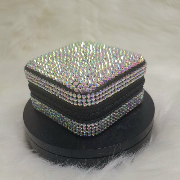 Small Black Jewelry Box with Iridescent Stones, Girl Gift, First Jewelry Box - Picture 3 of 6